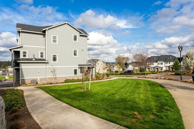 Building Photo - 28621 SW Villebois Dr N