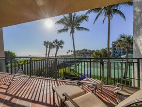 Building Photo - 3939 Ocean Dr