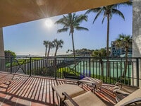 Building Photo - 3939 Ocean Dr