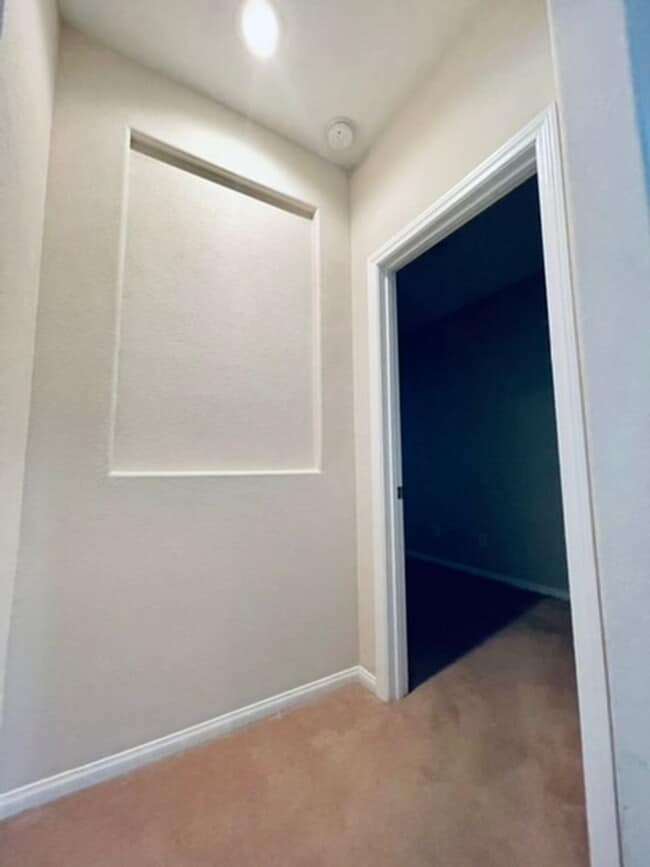 Building Photo - Newly Updated Single-Story in Southern Highlands