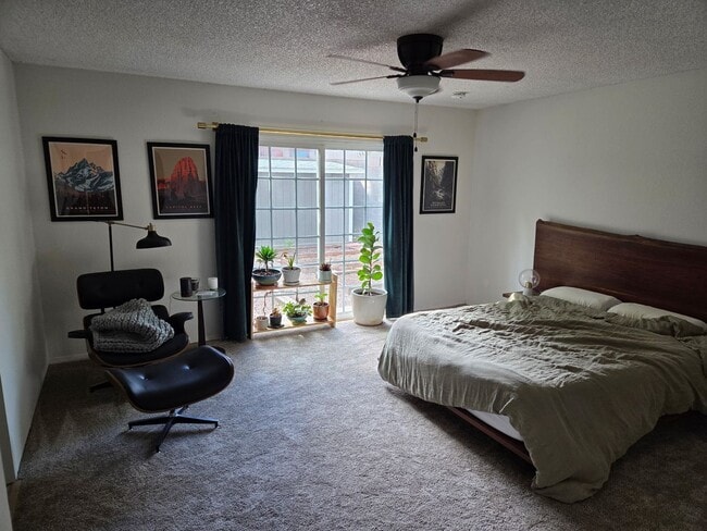 Building Photo - COMING IN SEPTEMBER! East Flagstaff Home w...