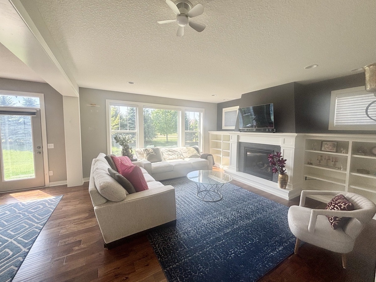 Building Photo - 9068 Red Oak Trl