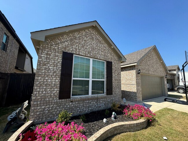 Building Photo - Beautiful 4 BD/3 BA Home Available off Wiseman Rd/Far West San Antonio! Available JULY 1st!