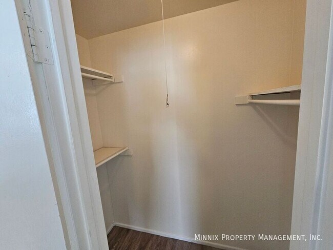 Building Photo - 1600 Yonkers-1