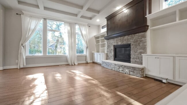 Building Photo - Stylish 4 Bedroom Layout with Office and Bonus Room