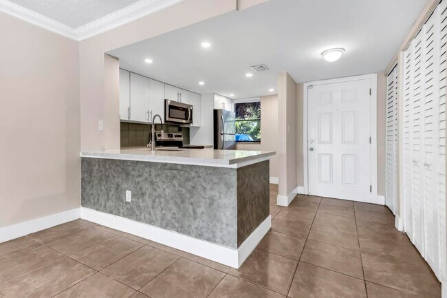 Building Photo - 5200 NW 31st Ave