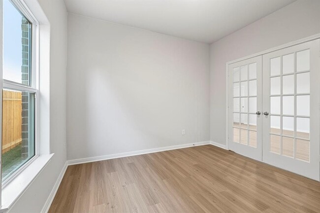Building Photo - 405 Polly Grv Dr