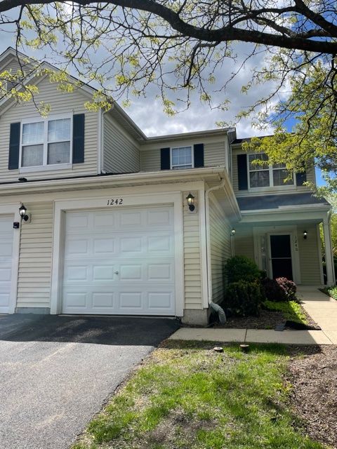 Primary Photo - 1242 Brookdale Dr