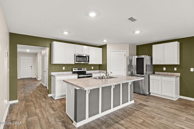 Building Photo - 7292 Ellie B Dr