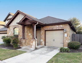 Building Photo - 7337 Menchaca Rd