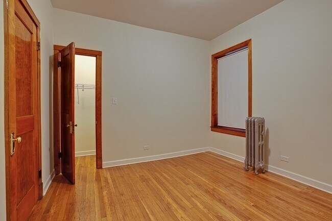 Building Photo - 5213 S. Dorchester, LLC