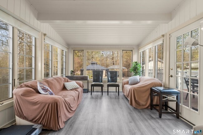 Building Photo - 38 Wooster Hts Rd