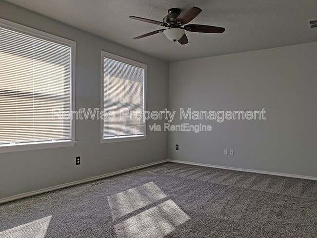Building Photo - 5308 N Cortona Way