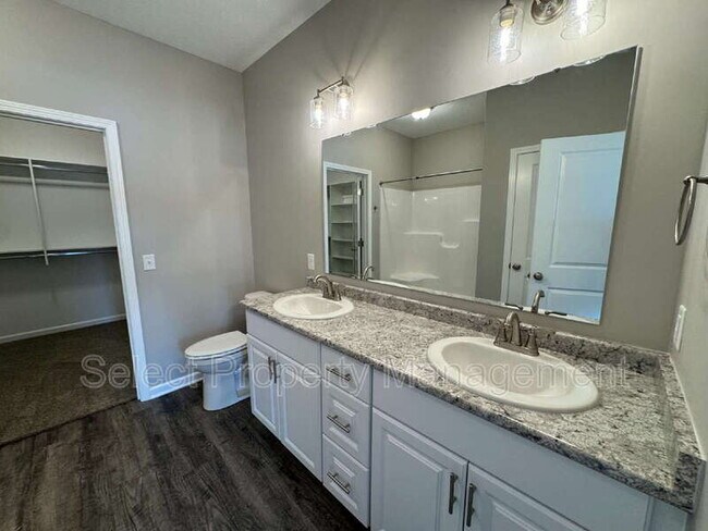 Building Photo - 8796 Elmont Cv