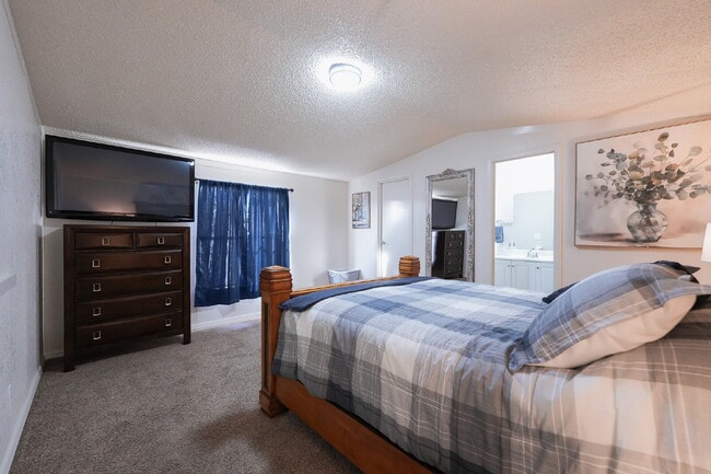 Building Photo - The Modern Southwest Nest | 2-Bedroom/2 Bath Home
