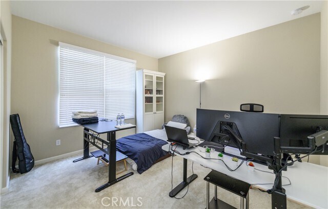 Building Photo - 112 Crescent Moon