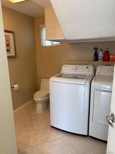 Building Photo - 358 H Ave