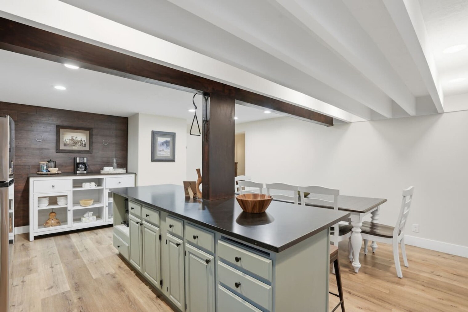 Building Photo - 3588 Bengal Blvd