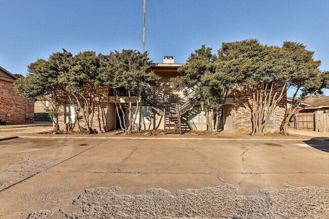 Primary Photo - 7406 Waco Ave