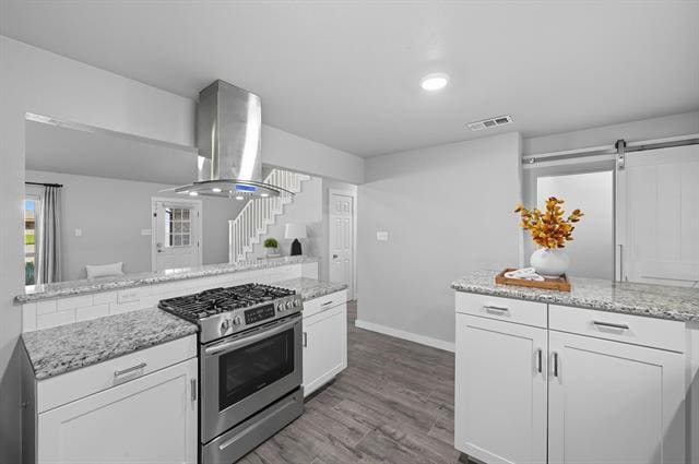 Building Photo - 4004 Willow Run Dr