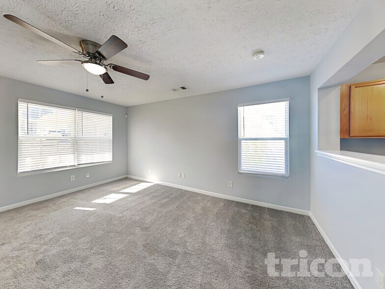 Building Photo - 135 Nacoochee Way