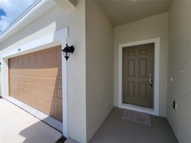 Building Photo - 1346 Normandy Dr