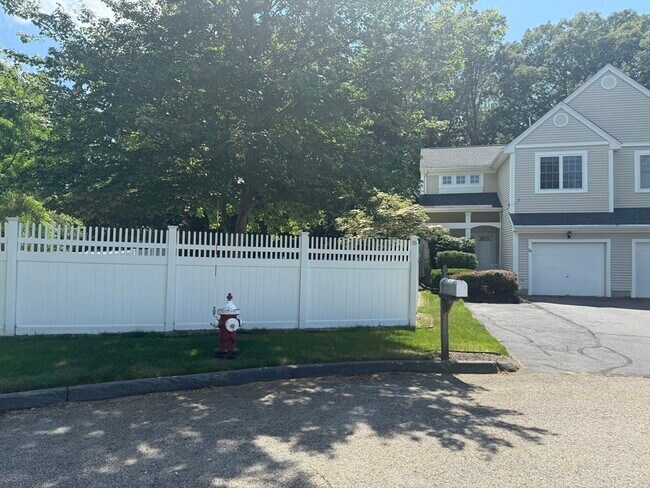 Primary Photo - 28 Ptarmigan Dr