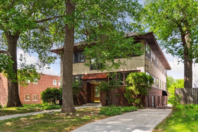 Building Photo - 3006 W 44th St