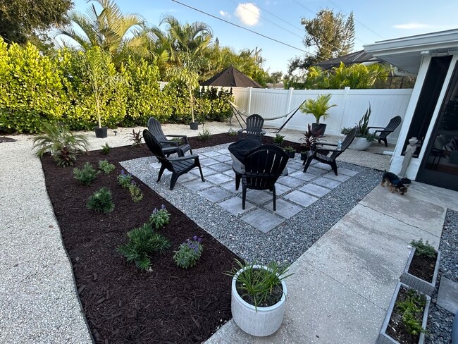 Building Photo - 3237 Key Ave