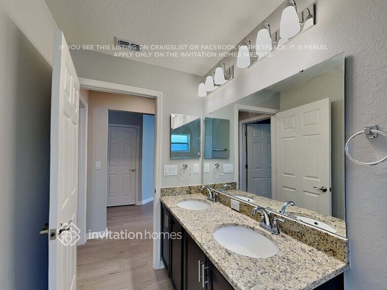 Building Photo - 3918 Willow Ridge Dr