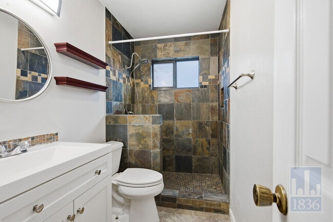 Building Photo - 401 Oakridge Pass