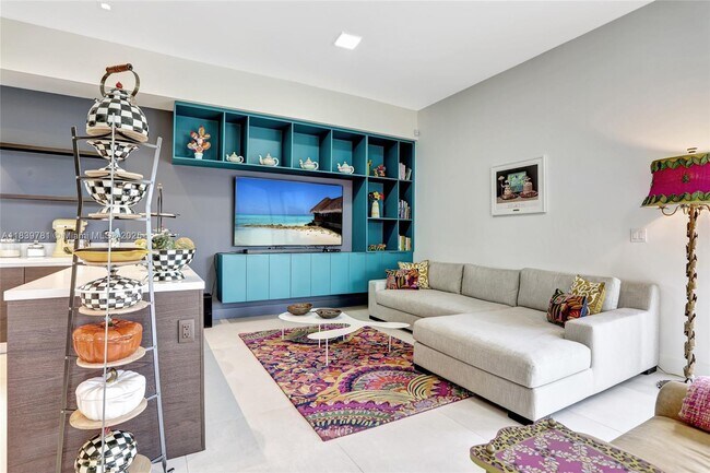 Building Photo - 16709 Botaniko Dr N