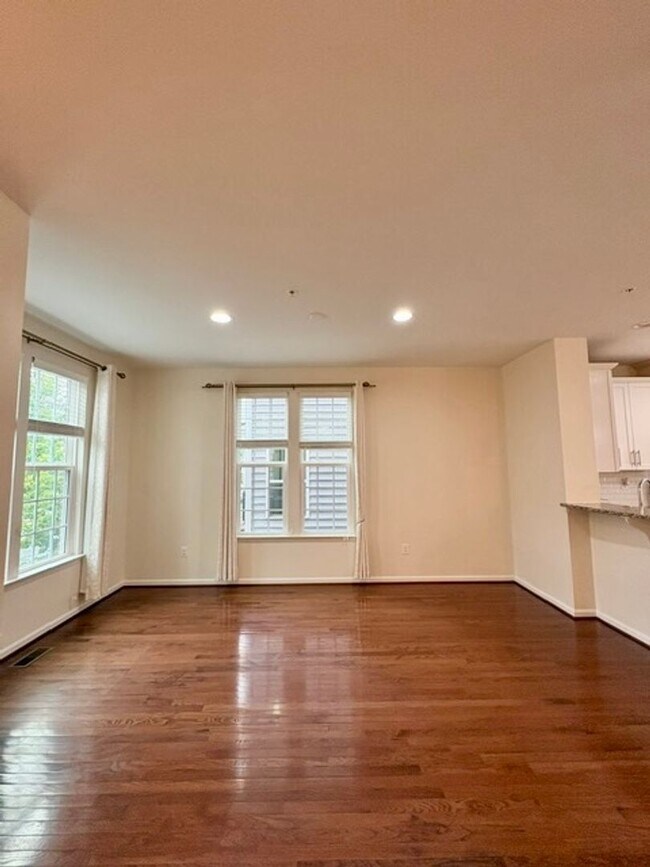 Building Photo - 12227 Majestic Maple Dr