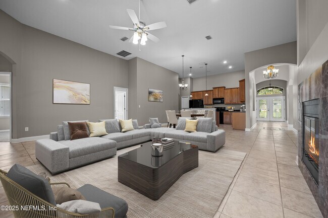 Building Photo - 932 Gallier Pl
