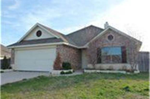 Building Photo - 121 Price Cir