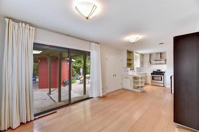 Building Photo - 4702 Philco Dr