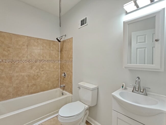 Building Photo - 5308 Race St