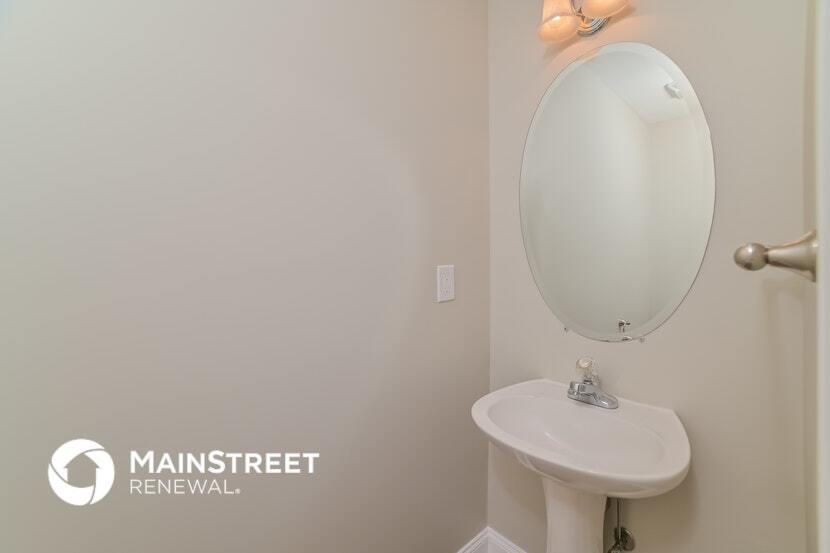 Building Photo - 5300 Stricter Ln