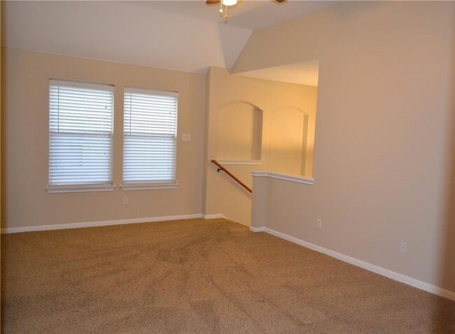 Building Photo - 17305 Montana Falls Dr