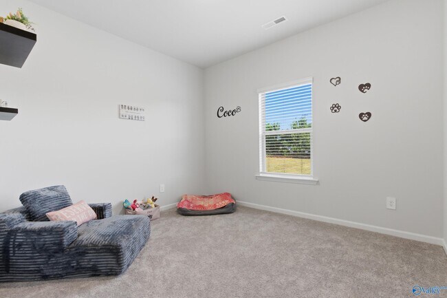 Building Photo - 17884 Longleaf Dr