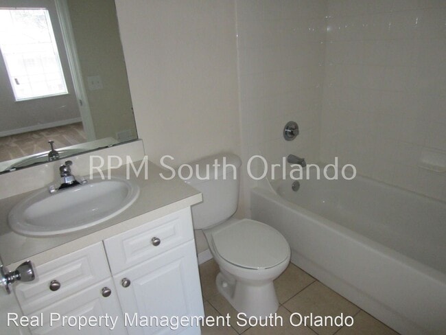 Building Photo - 2 br, 2.5 bath House - 4215 Plantation Cov...