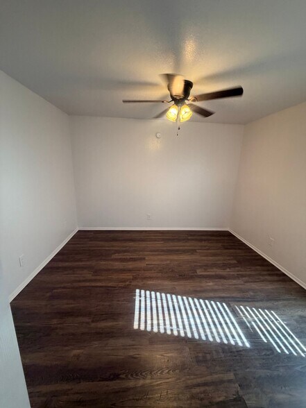 Building Photo - 4507 Coronado Ave