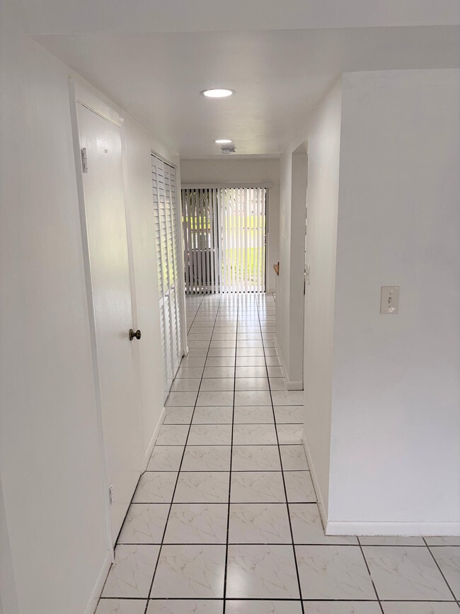 Building Photo - 9825 NW 37th St