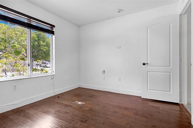 Building Photo - 9264 SW 209th Terrace