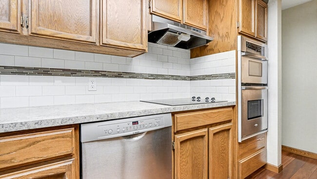 Building Photo - 13073 15th Ave NE