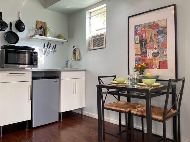 Sweet, functional kitchenette. - 9730 Regent St