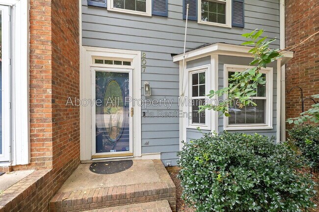 Building Photo - 207 Bay Dr