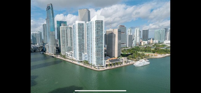 Building Photo - 335 S Biscayne Blvd