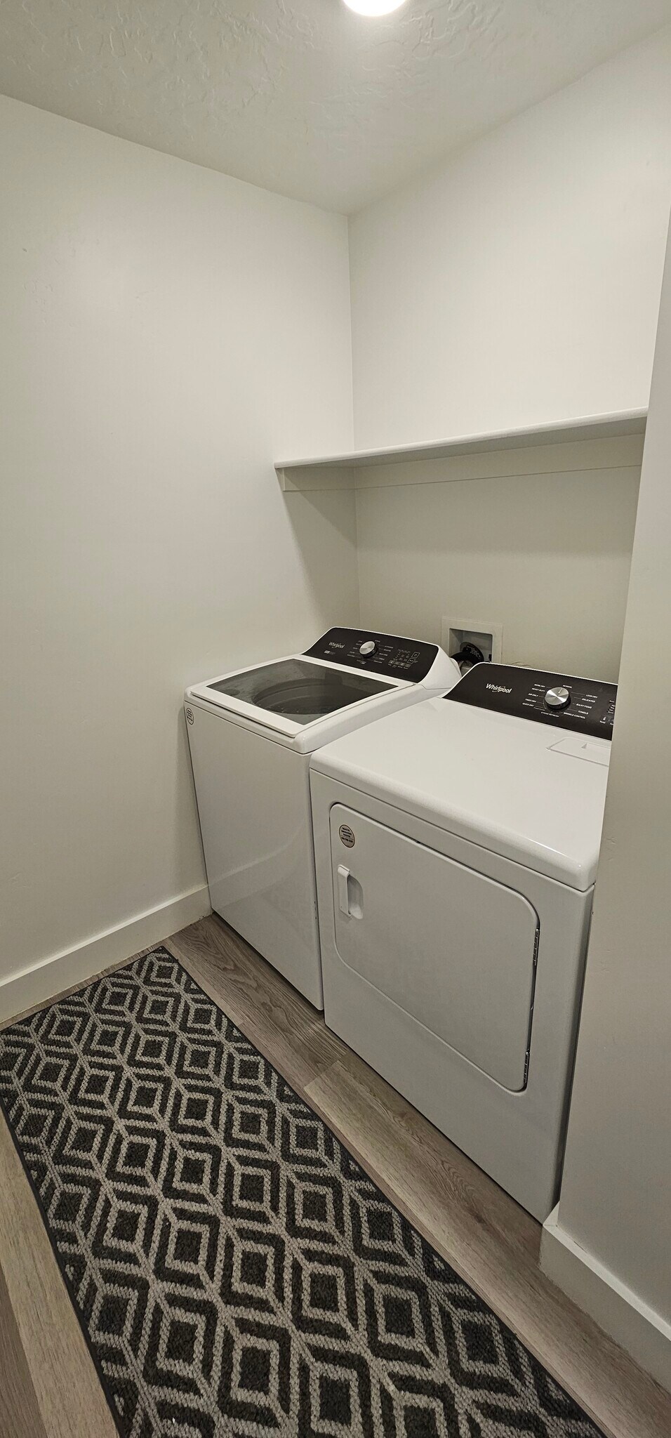 Building Photo - 1096 N 1840 W