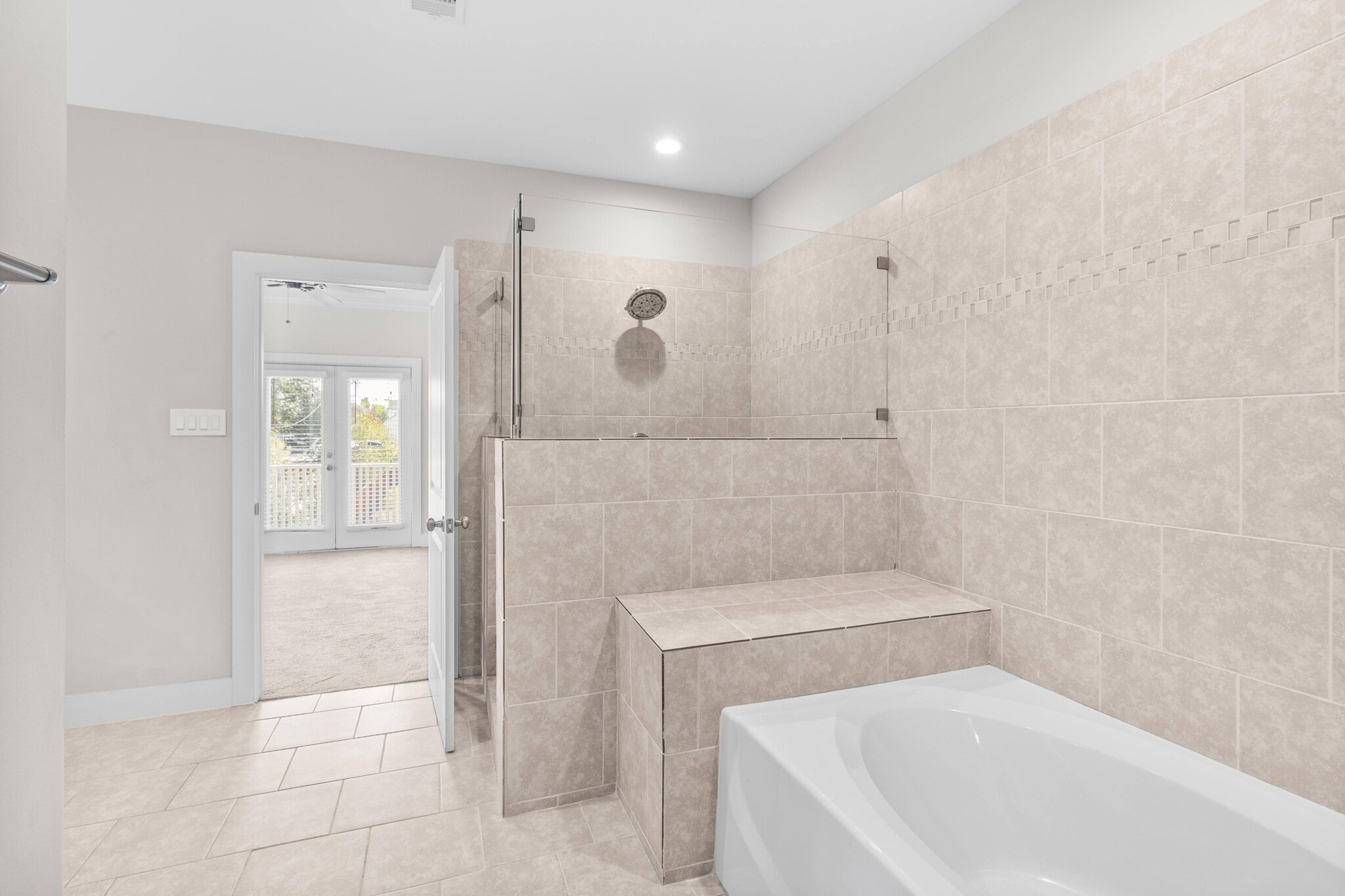 Building Photo - 1221 W 23rd St